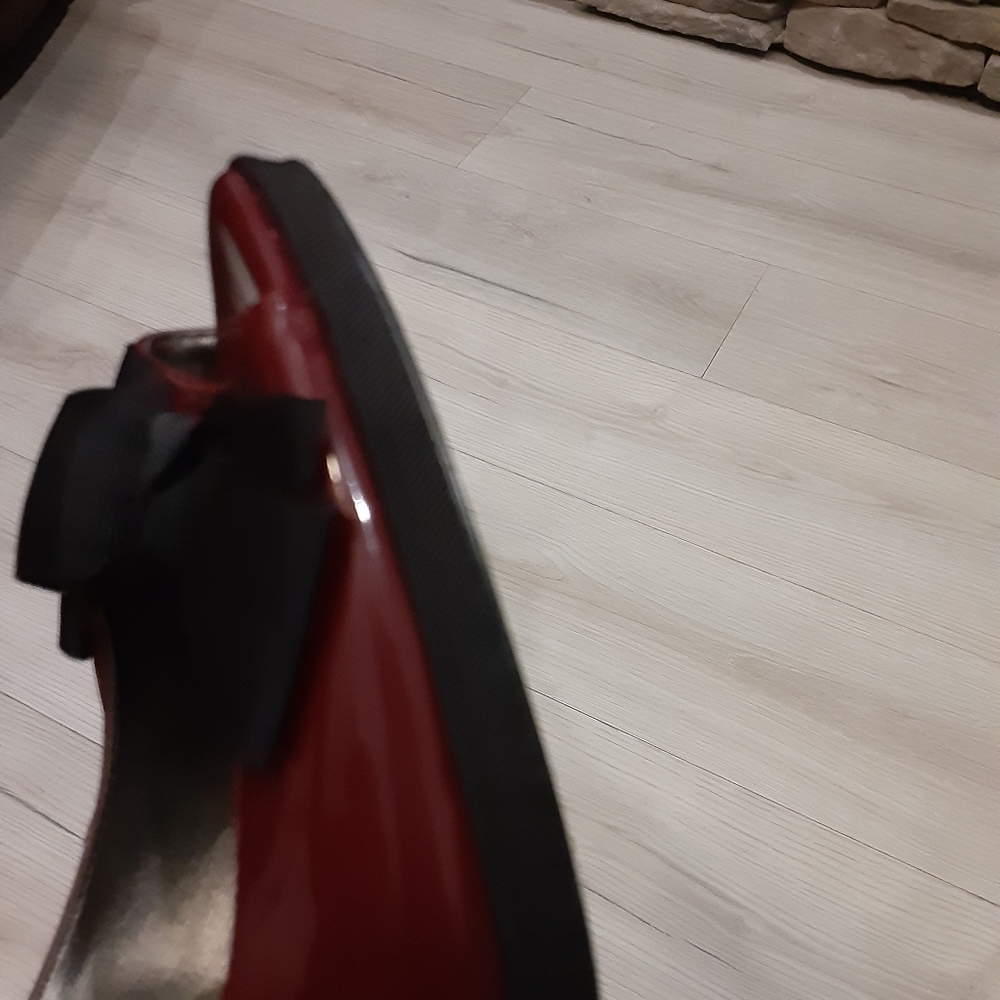 Shoes - Picture 5 of 10
